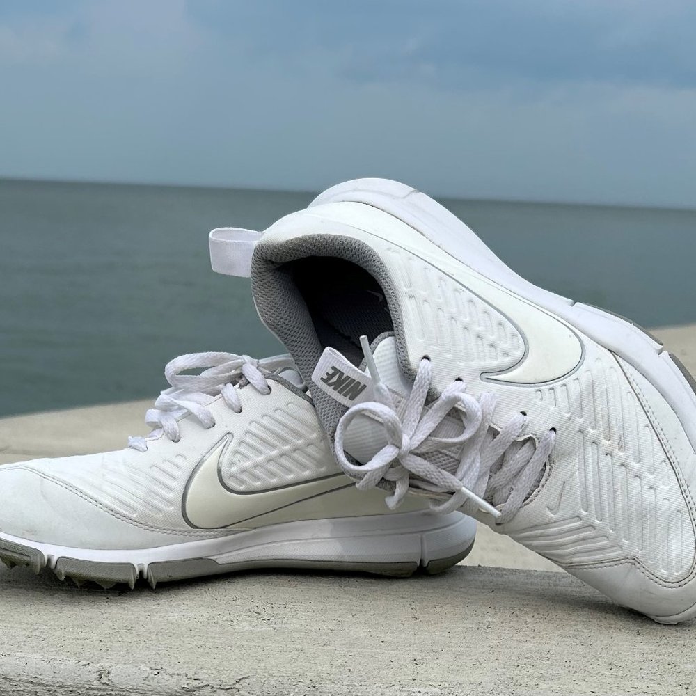 Nike Explorer 2 Golf Shoes Cleats White Wolf Grey Women's Size 7